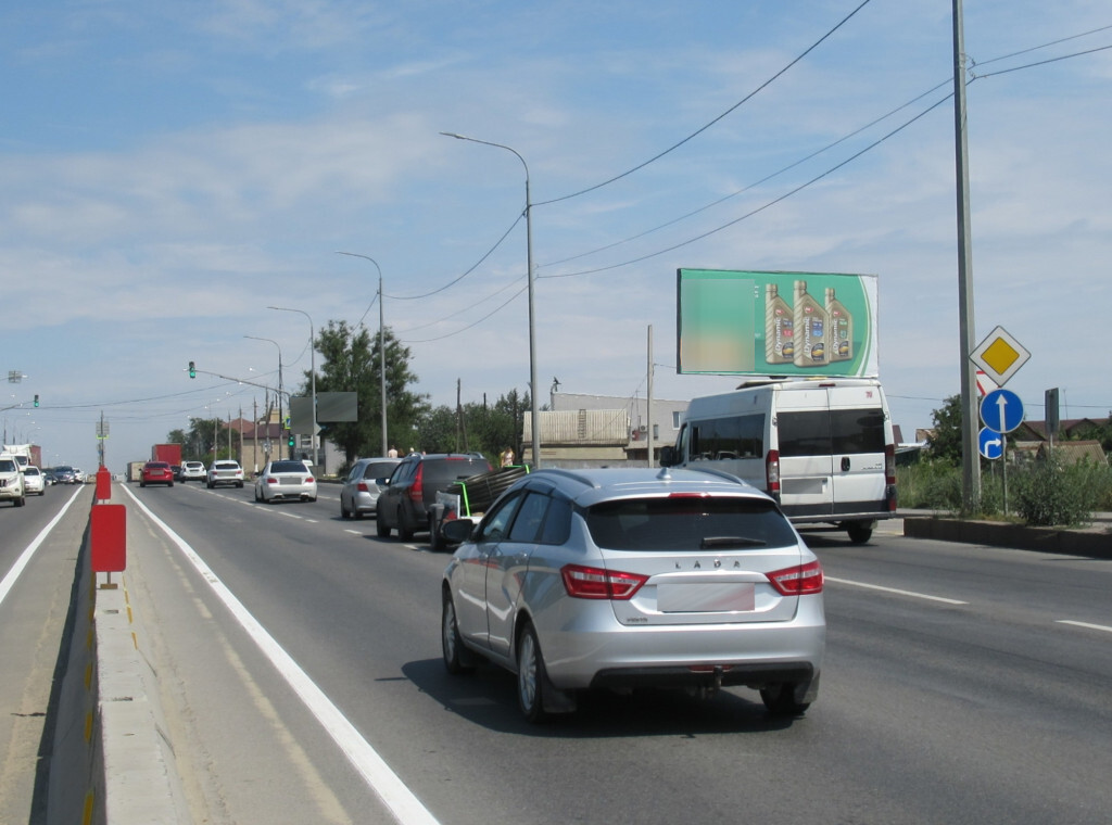 Фотография рекламного носителя, тип: Билборд 3x6, адрес: Университетский пр-т., 150м до Прямой ул., Волгоград, Волгоградская область, Россия. Сторона A №1054416