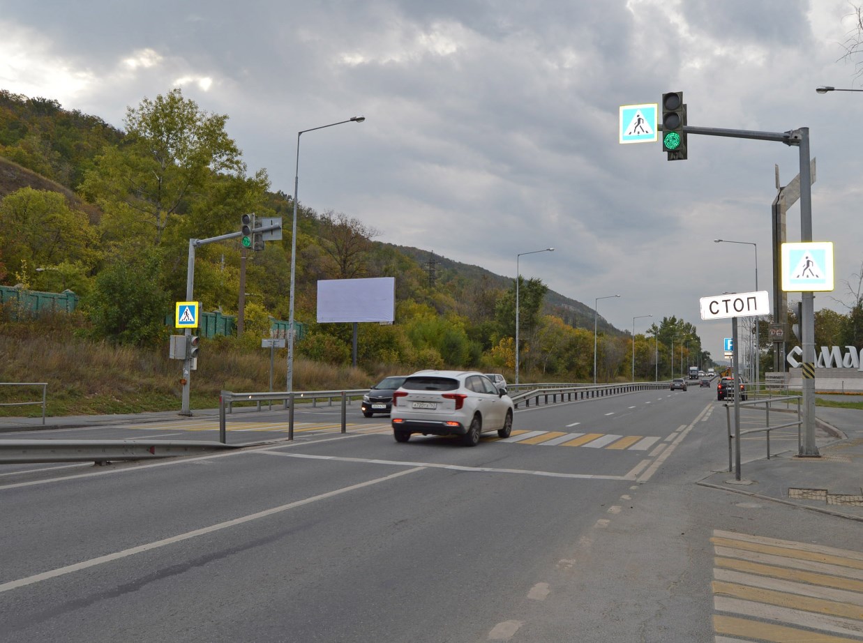 Фотография рекламного носителя, тип: Билборд 3x6, адрес: Красноглинское ш., д.10, 41 000м, Самара, Самарская область, Россия. Сторона В №1080352