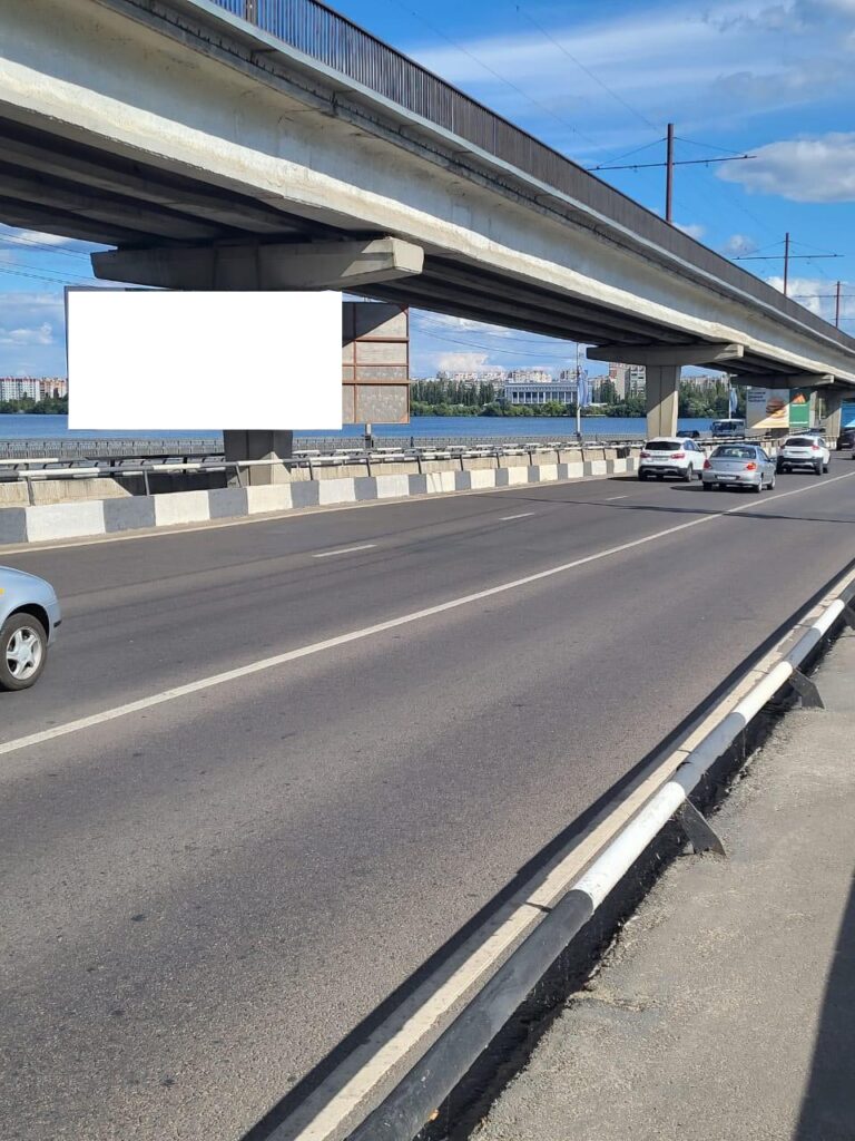 Фотография рекламного носителя, тип: Билборд 3x6, адрес: Ленина ул. Х Остужева ул., поз.1, Воронеж, Воронежская область, Россия. Сторона B №1073423