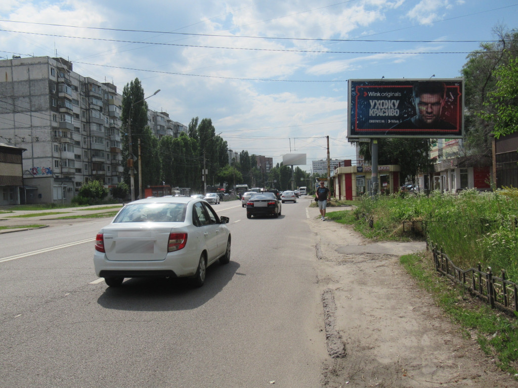 Фотография рекламного носителя, тип: Билборд 3x6, адрес: Лизюкова ул., д.56 Х Владимира Невского ул., Воронеж, Воронежская область, Россия. Сторона A1-A3 №848769