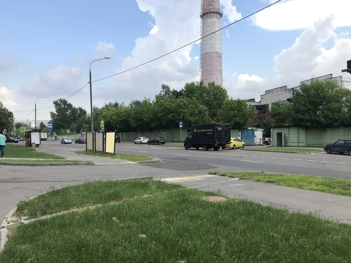 Фотография рекламного носителя, тип: Афиша 1.75x1.8, адрес: Фабрициуса ул., д.4, поз.1, стенд 3, Москва, Россия. Сторона А2 №882613