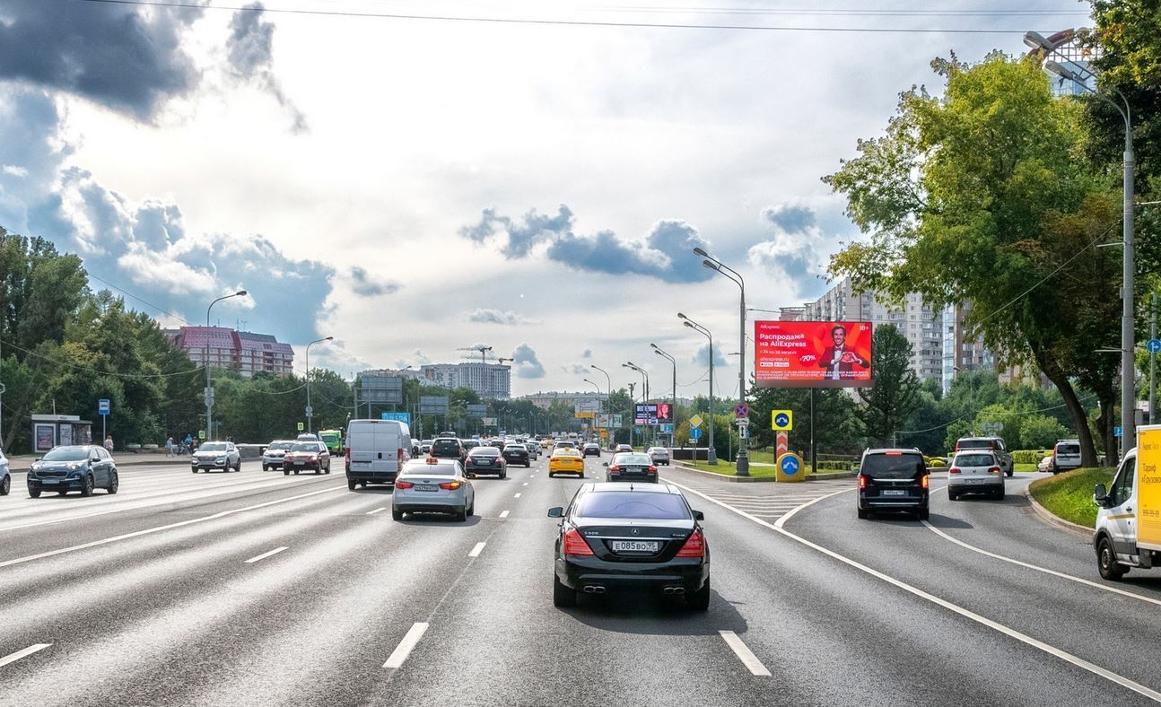 Фотография рекламного носителя, тип: Билборд 3x6, адрес: Кутузовский пр-т., д.86, Москва, Россия. Сторона Аh1-Аh4 №882159