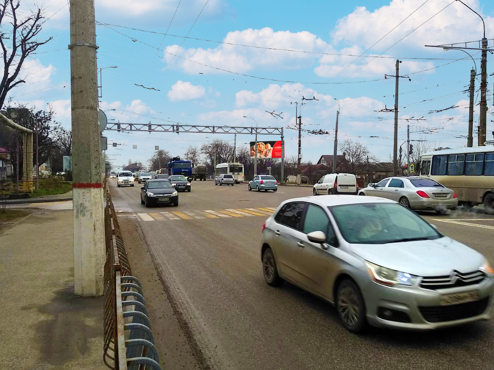 Фотография рекламного носителя, тип: Билборд 3x6, адрес: Севастопольская ул., д.69 Х Данилова ул., Симферополь, Республика Крым, Россия. Сторона A №958441