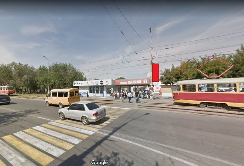 Фотография рекламного носителя, тип: Панель-кронштейн, адрес: Героев Сталинграда пр-т., ост. "кинотеатр Юбилейный", Волгоград, Волгоградская область, Россия. Сторона А №1097343