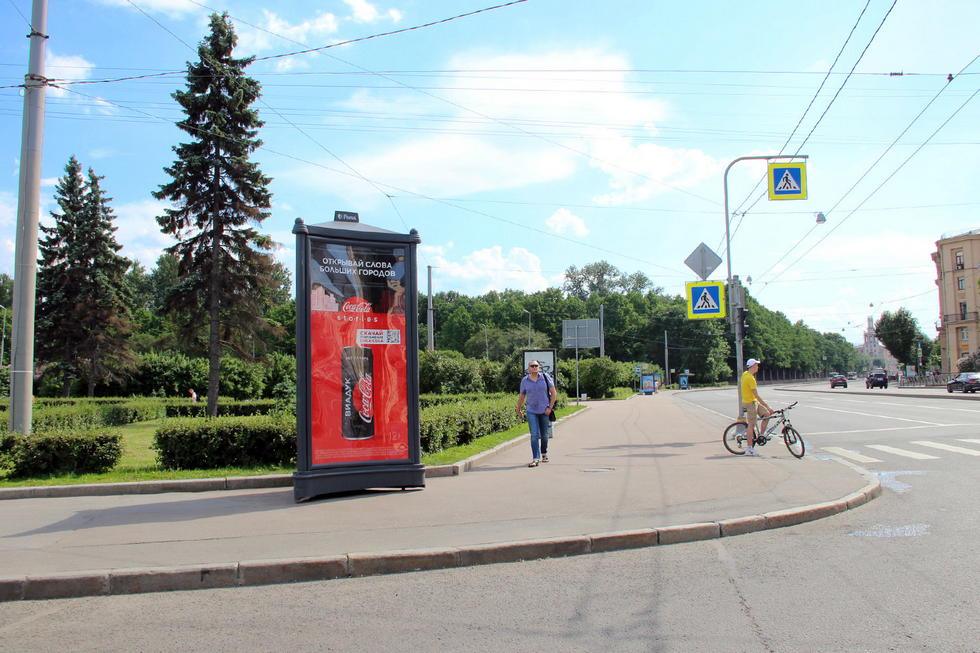 Фотография рекламного носителя, тип: Пиллар 3x1.4, адрес: Стачек пр-т., д.18 Х Швецова ул., Санкт-Петербург, Россия. Сторона Б №724864