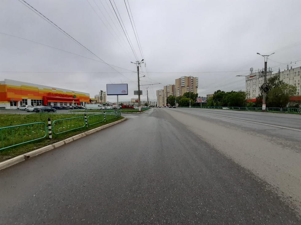 Фотография рекламного носителя, тип: Билборд 3x6, адрес: Косарева ул. Х Гожувская ул., д.25, Саранск, Республика Мордовия, Россия. Сторона В №1028447