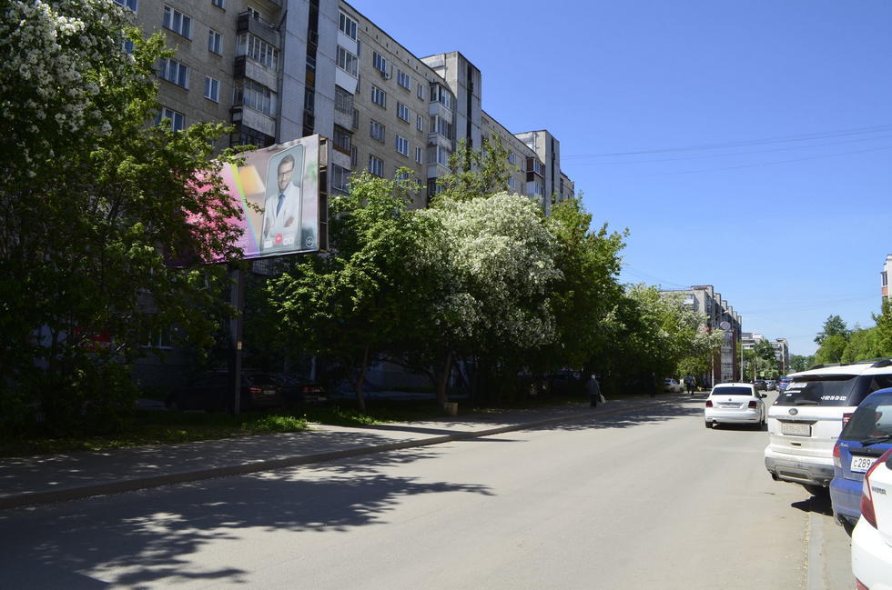 Фотография рекламного носителя, тип: Билборд 3x6, адрес: Уральских рабочих ул., д.33 Х Ильича ул., поз.2, Екатеринбург, Свердловская область, Россия. Сторона Б №944136