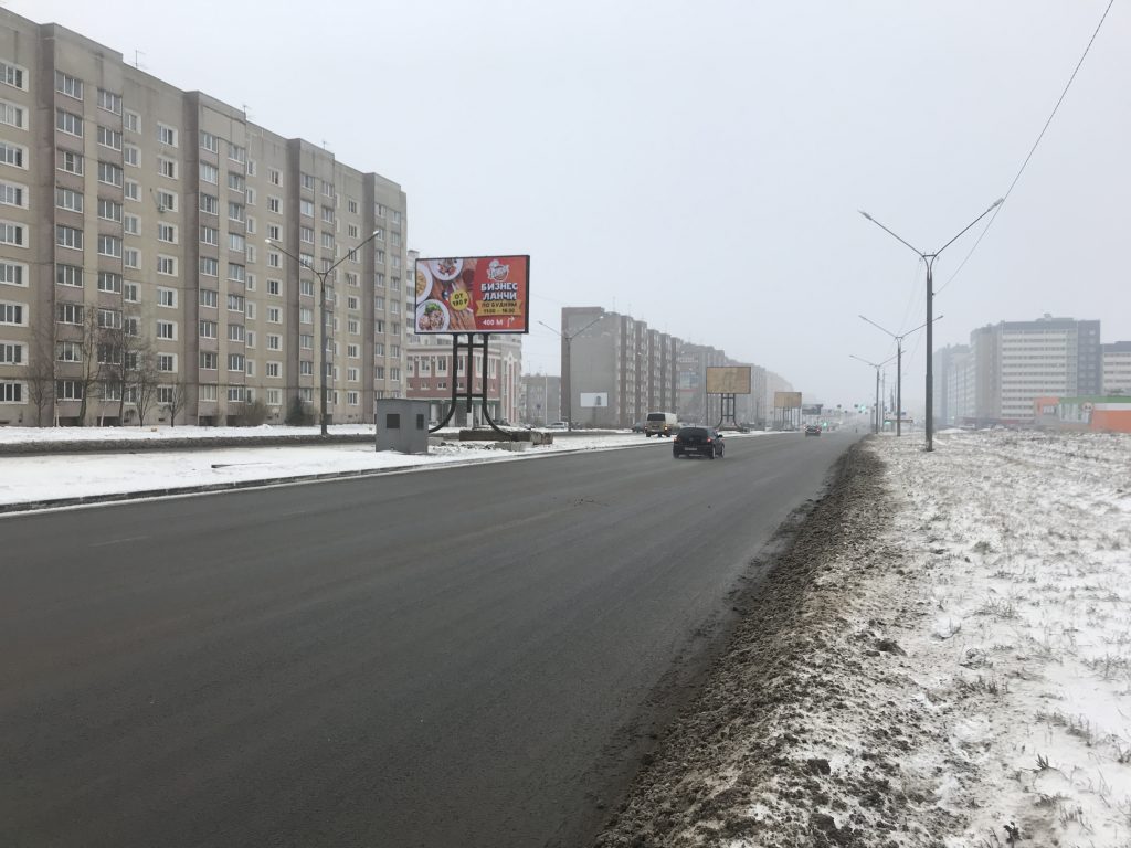 Фотография рекламного носителя, тип: Билборд 3x6, адрес: Октябрьский пр-т., разделительная полоса, напротив д.75А, Череповец, Вологодская область, Россия. Сторона А2 №855450