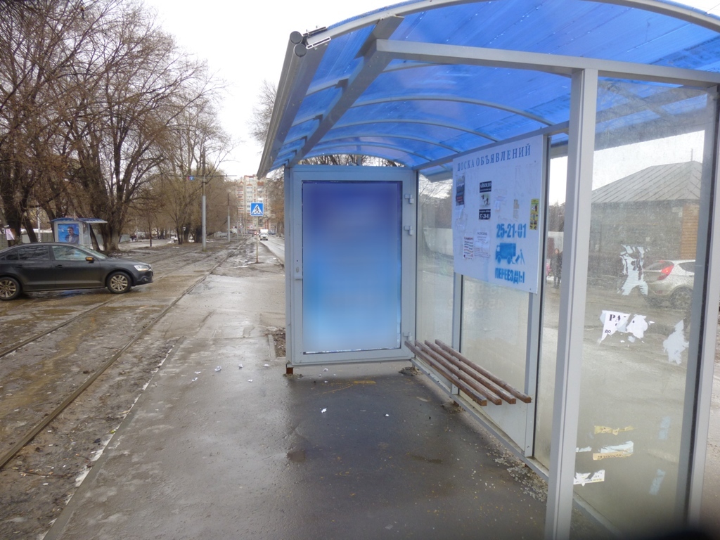 Фотография рекламного носителя, тип: Остановка 1.8x1.2, адрес: Клочкова ул., д.31, Саратов, Саратовская область, Россия. Сторона A №837725