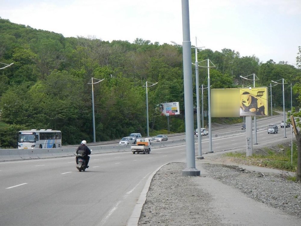 Фотография рекламного носителя, тип: Билборд 3x6, адрес: Маковского ул., д.18, Владивосток, Приморский край, Россия. Сторона А №756669