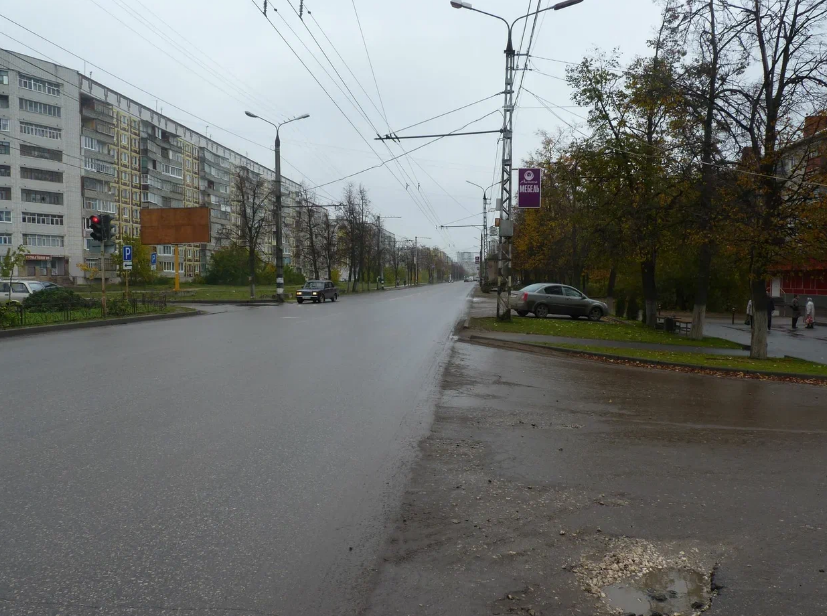 Фотография рекламного носителя, тип: Билборд 3x6, адрес: Грибоедова ул., рынок «Крупянщик», Ковров, Владимирская область, Россия. Сторона Б №699253