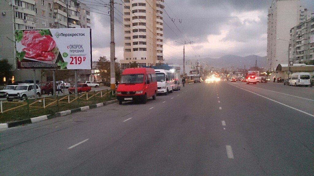 Фотография рекламного носителя, тип: Билборд 3x6, адрес: Дзержинского пр-т., д.217-219, Новороссийск, Краснодарский край, Россия. Сторона Б №587711