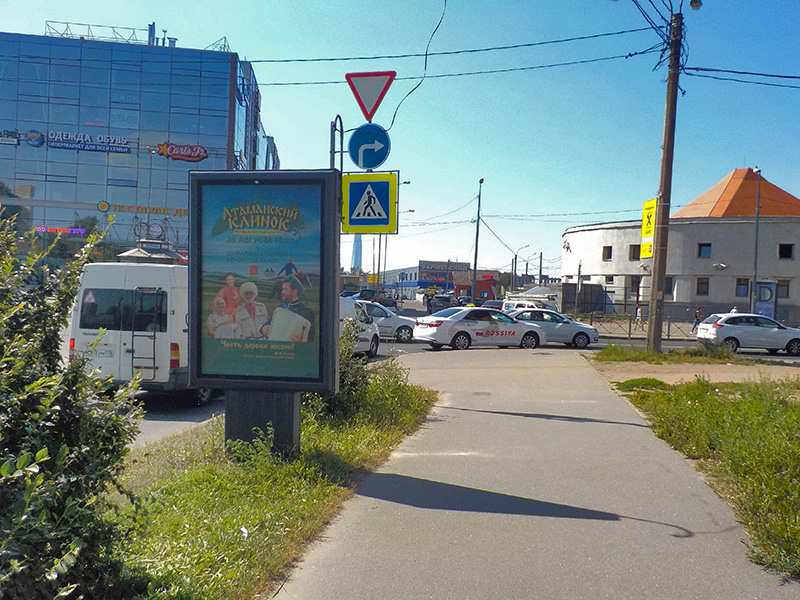 Фотография рекламного носителя, тип: Ситиформат 1.8x1.2, адрес: Заусадебная ул. Х Торфяная а/д., д.7, Санкт-Петербург, Россия. Сторона A №635466