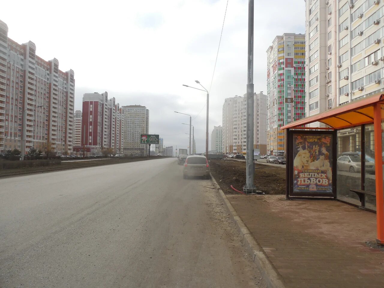 Фотография рекламного носителя, тип: Остановка 1.8x1.2, адрес: Ерёменко ул., ост. СовР "М.Жукова", Ростов-на-Дону, Ростовская область, Россия. Сторона А №831601