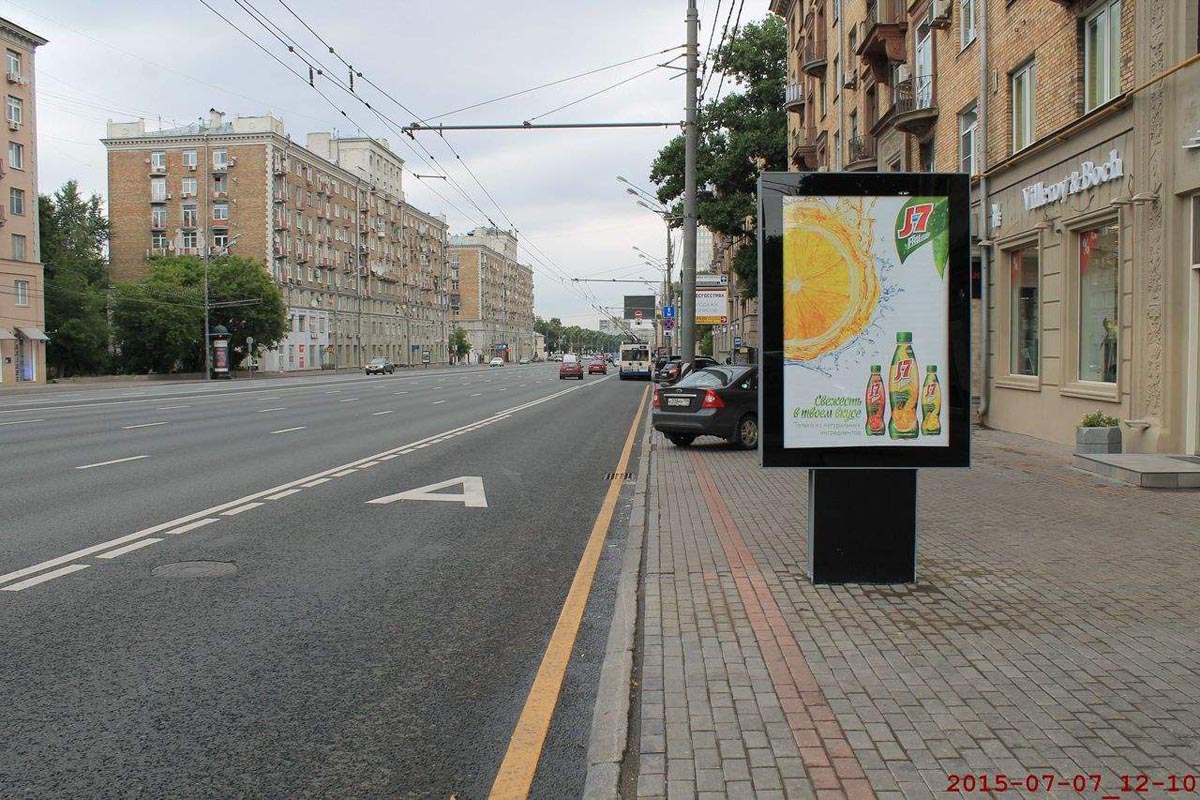 Фотография рекламного носителя, тип: Ситиформат 1.8x1.2, адрес: Ленинский пр-т., д.25, Москва, Россия. Сторона А1-А6 №503273