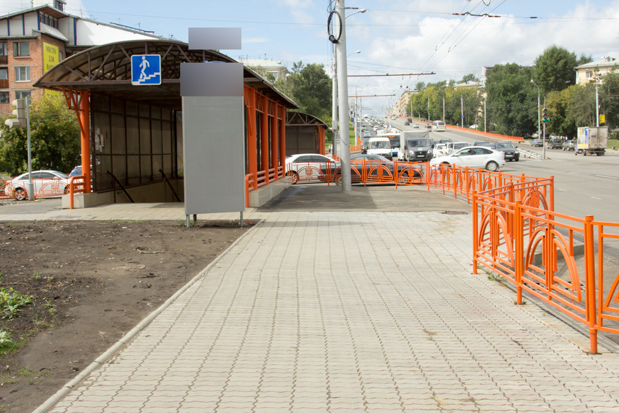 Фотография рекламного носителя, тип: Нестандартный ситиформат, адрес: Байкальская ул., ООТ Лисиха, поз.1, Иркутск, Иркутская область, Россия. Сторона Б №509402