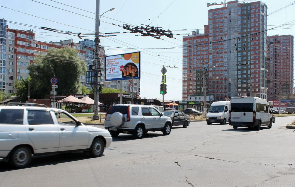 Фотография рекламного носителя, тип: Билборд 3x6, адрес: Канищево пос., Интернациональная ул., д.18 Х Полевая ул., Рязань, Рязанская область, Россия. Сторона Б №943699