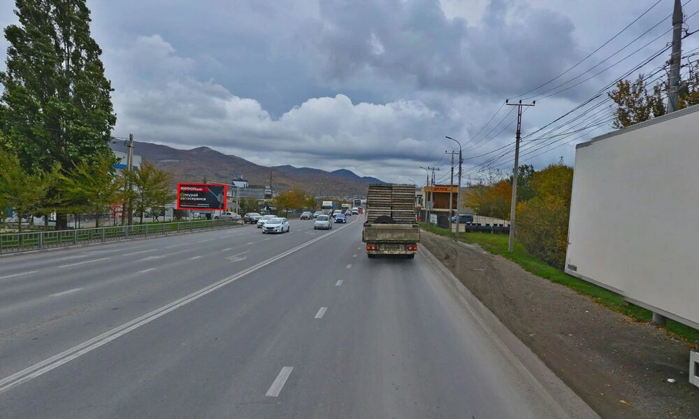 Фотография рекламного носителя, тип: Билборд 3x6, адрес: Цемдолина пер., Ленина, 7 160м, Новороссийск, Краснодарский край, Россия. Сторона Б №854268