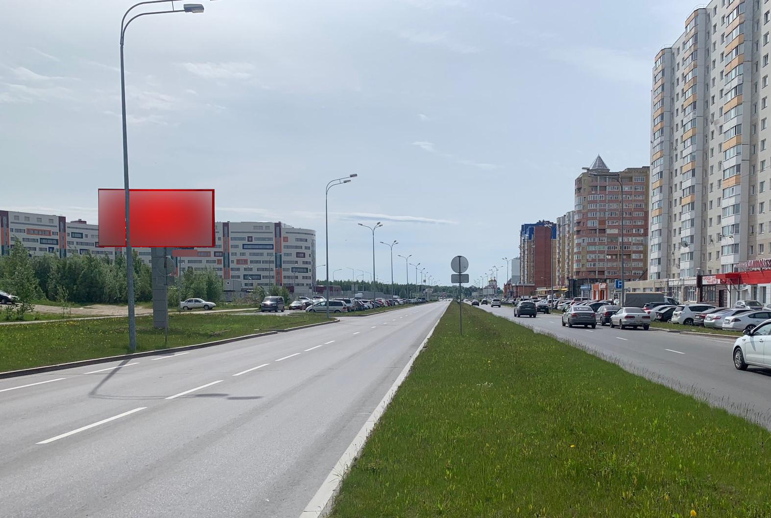 Фотография рекламного носителя, тип: Билборд 3x6, адрес: Университетская ул., д.31, Сургут, Ханты-Мансийский автономный округ – Югра, Россия. Сторона Б №960201