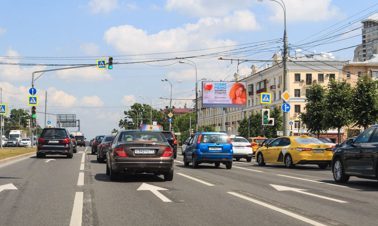 Фотография рекламного носителя, тип: Билборд 3x6, адрес: Ленинский пр-т., д.63-61 Х Дмитрия Ульянова ул., Москва, Россия. Сторона Аh1-Аh4 №882184