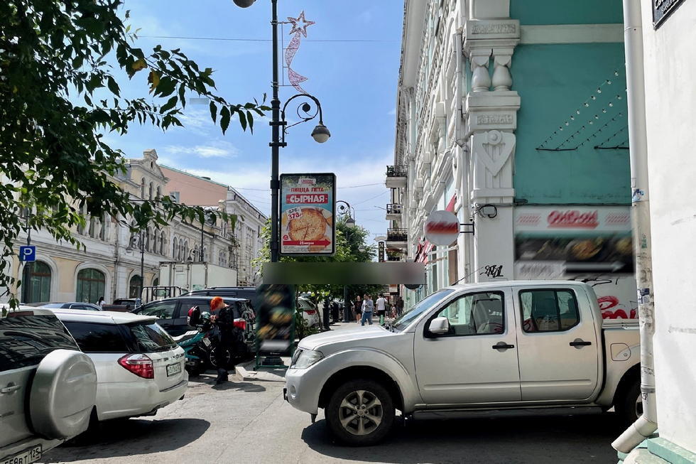 Фотография рекламного носителя, тип: Ситиформат 1.8x1.2, адрес: Светланская ул., д.7, Владивосток, Приморский край, Россия. Сторона А №360336