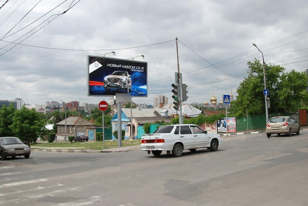 Фотография рекламного носителя, тип: Билборд 3x6, адрес: Радищева ул. Х Соколовая ул., поз.1, Саратов, Саратовская область, Россия. Сторона А2 №673744