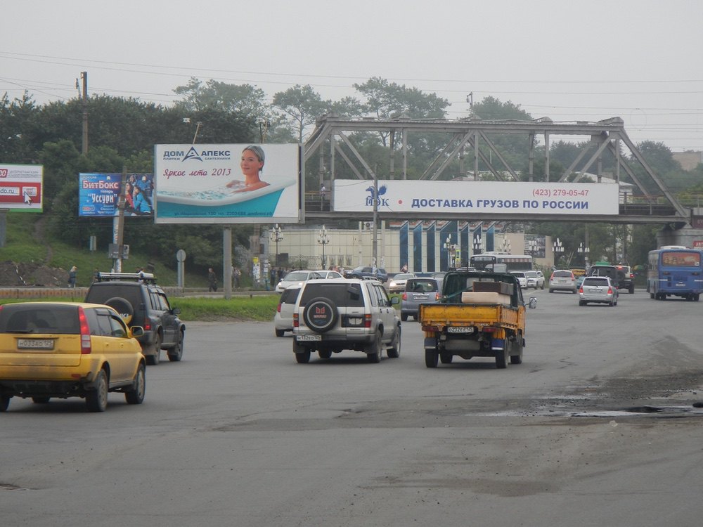 Фотография рекламного носителя, тип: Билборд 3x6, адрес: Луговая пл., поз.1, Владивосток, Приморский край, Россия. Сторона А1 №774823