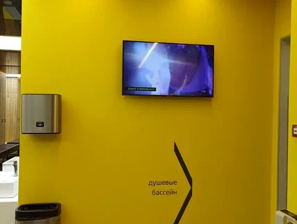 Фотография рекламного носителя, тип: Видеоэкран, адрес: Фитнес-центр «X-Fit Сердце Столицы», Шелепихинская наб., д.34, корп.2, Москва, Россия. Сторона/вариант 12 №980246
