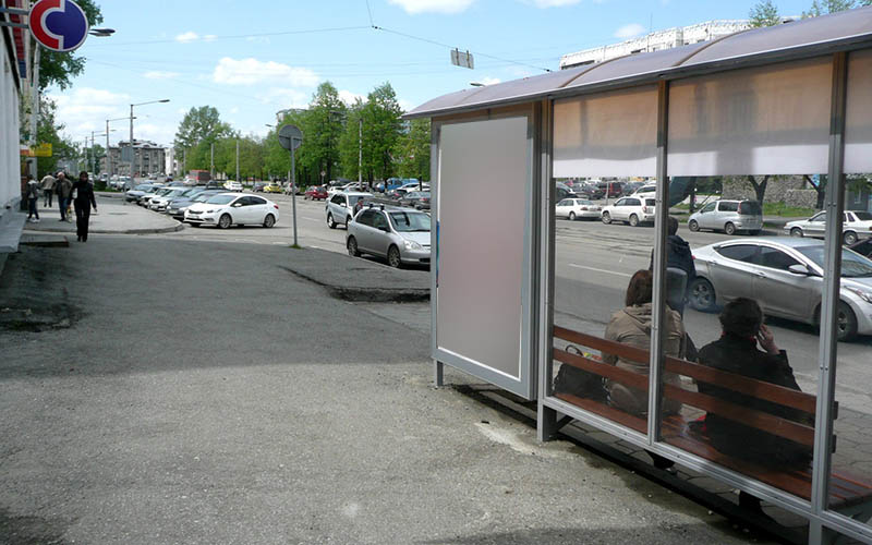 Фотография рекламного носителя, тип: Остановка 1.8x1.2, адрес: Орджоникидзе ул., д.48, Новокузнецк, Кемеровская область, Россия. Сторона А4 №668136