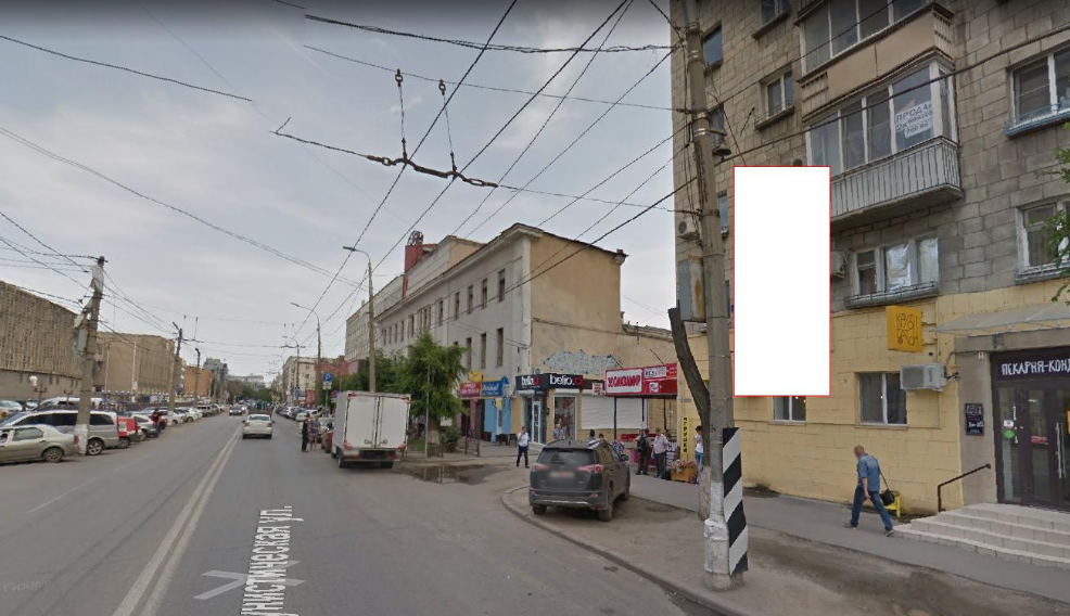 Фотография рекламного носителя, тип: Панель-кронштейн, адрес: Коммунистическая ул., поз.1, Волгоград, Волгоградская область, Россия. Сторона A №1096127