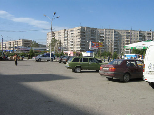 Фотография рекламного носителя, тип: Билборд 3x6, адрес: Зари ул., д.21 Х Вагоностроителей пр-т., Нижний Тагил, Свердловская область, Россия. Сторона B №484497