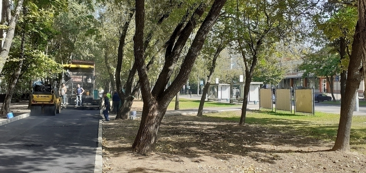 Фотография рекламного носителя, тип: Афиша 1.75x1.8, адрес: Шипиловская ул., д.37 вл.2, стенд 3, Москва, Россия. Сторона А2 №883899