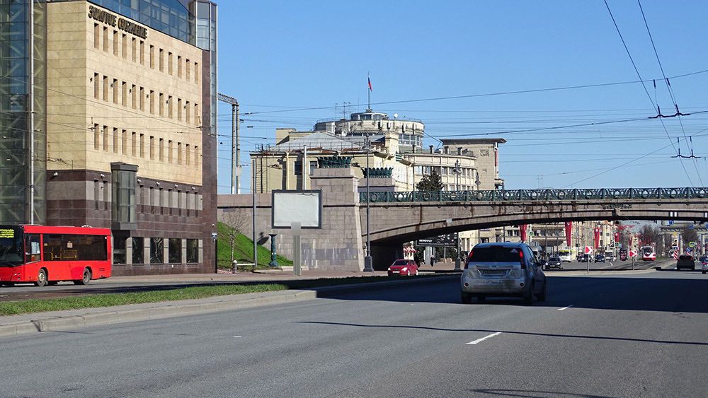 Фотография рекламного носителя, тип: Ситиборд 2.7x3.7, адрес: Московский пр-т., д.135, Санкт-Петербург, Россия. Сторона Б №673370