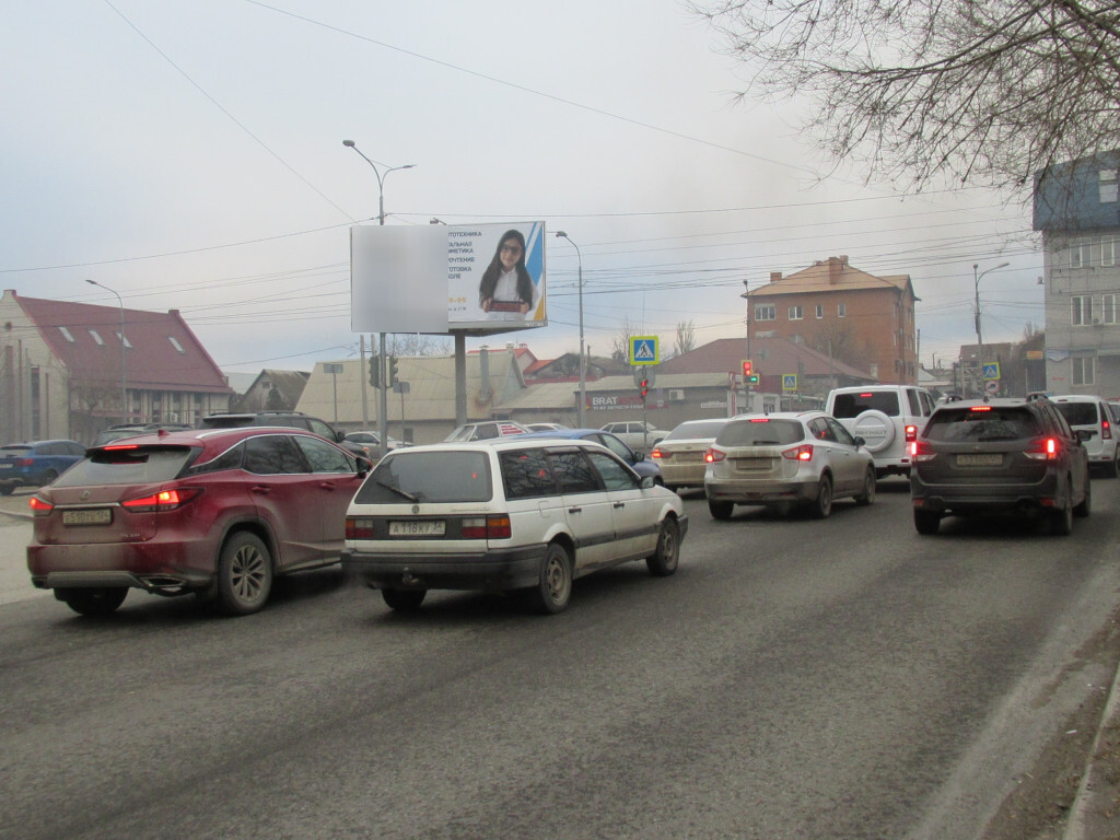 Фотография рекламного носителя, тип: Билборд 3x6, адрес: Рокоссовского ул. Х Кубанская ул., справа при движении в центр, Волгоград, Волгоградская область, Россия. Сторона A2 №1000628