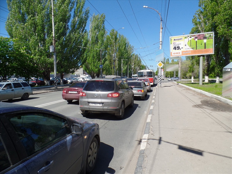 Фотография рекламного носителя, тип: Билборд 3x6, адрес: 50 лет Октября пр-т., д.134/1, Саратов, Саратовская область, Россия. Сторона А1-А3 №819182