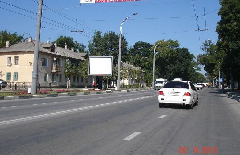 Фотография рекламного носителя, тип: Ситиборд 2.7x3.7, адрес: Анапское ш., д.54/7, Новороссийск, Краснодарский край, Россия. Сторона Б1-Б5 №1006193