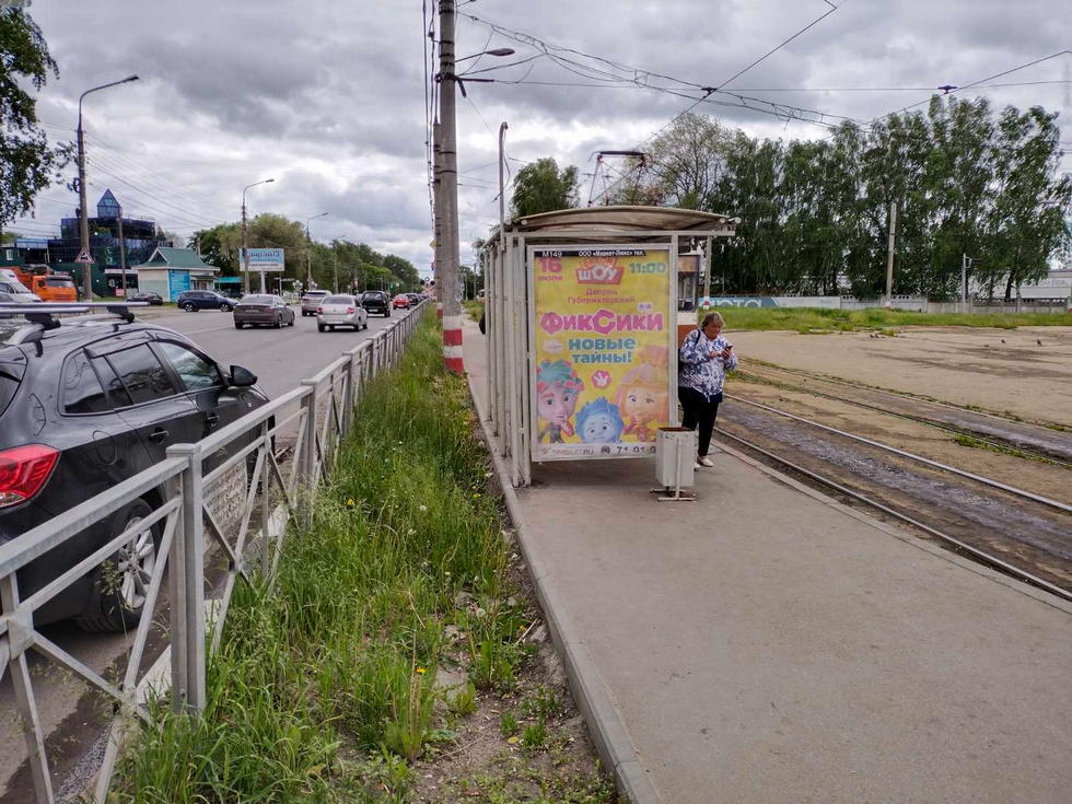 Фотография рекламного носителя, тип: Остановка, адрес: Гая пр-т., д.100, Ульяновск, Ульяновская область, Россия. Сторона Б №1027918