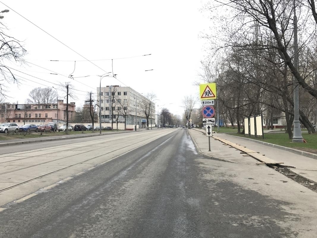 Фотография рекламного носителя, тип: Афиша 1.75x1.8, адрес: Авиамоторная ул., д.15, стенд 3, Москва, Россия. Сторона А1 №886440