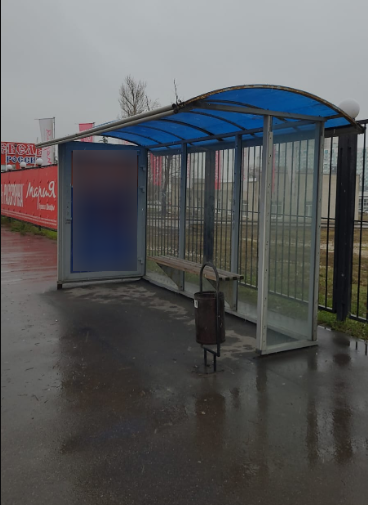 Фотография рекламного носителя, тип: Остановка 1.8x1.2, адрес: Орджоникидзе пл., ост. Фабричная, Саратов, Саратовская область, Россия. Сторона А №585218