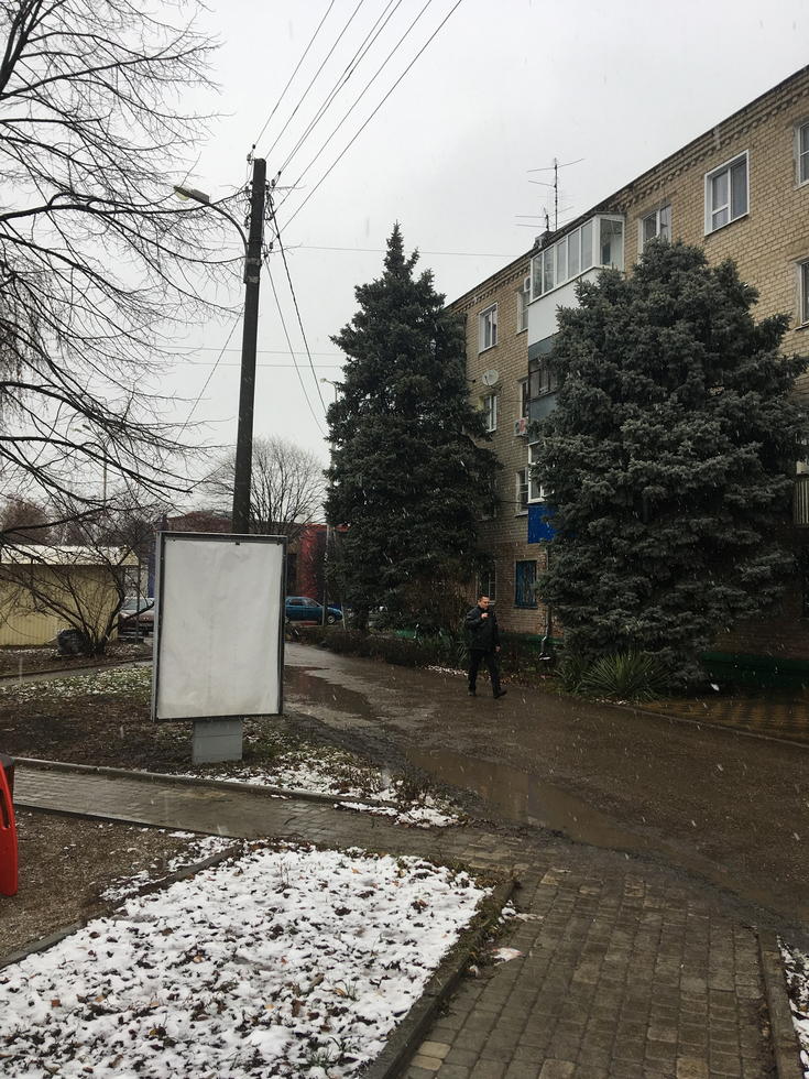 Фотография рекламного носителя, тип: Ситиформат 1.8x1.2, адрес: Меньшикова ул., д.62 Х Калинина ул., Тихорецк, Краснодарский край, Россия. Сторона Б №1021266