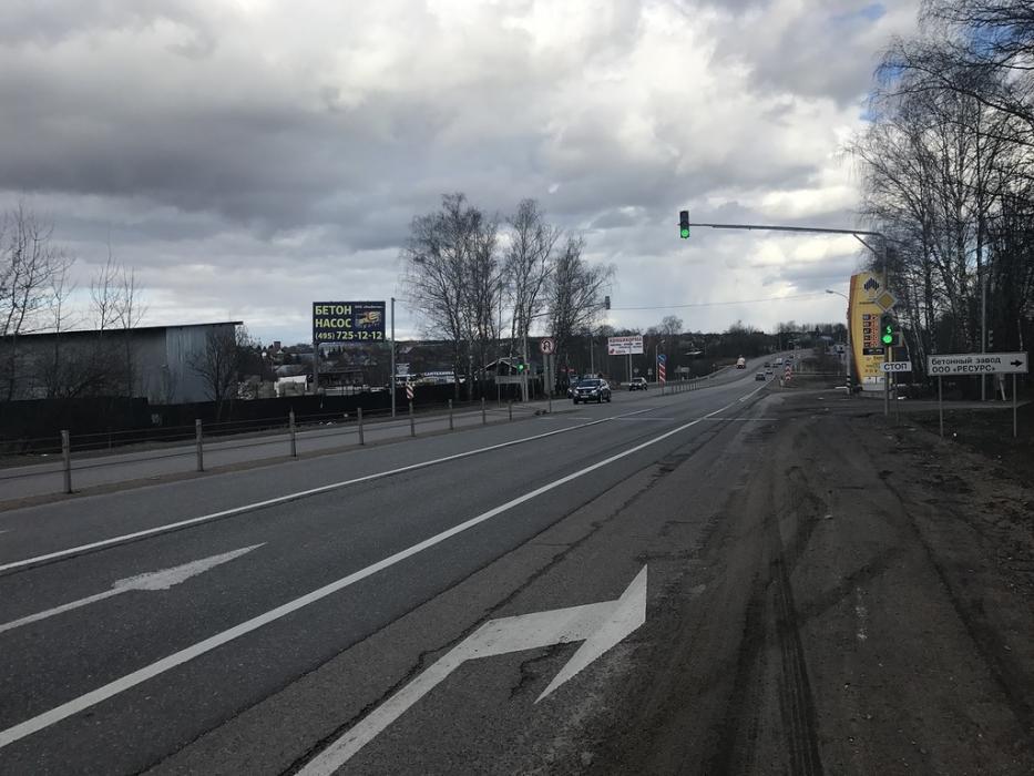 Фотография рекламного носителя, тип: Билборд 3x6, адрес: Волоколамское ш., 39 550м, Истра, Московская область, Россия. Сторона Б №565962