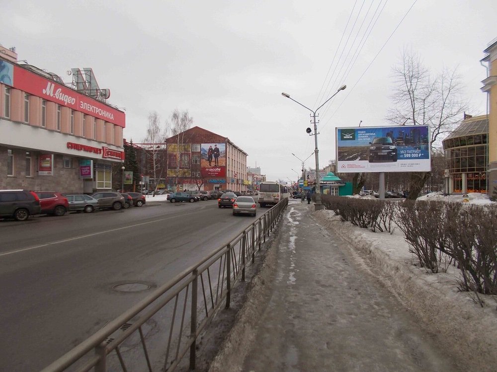 Фотография рекламного носителя, тип: Билборд 3x6, адрес: Троицкий пр-т., д.37, Архангельск, Архангельская область, Россия. Сторона А №765937
