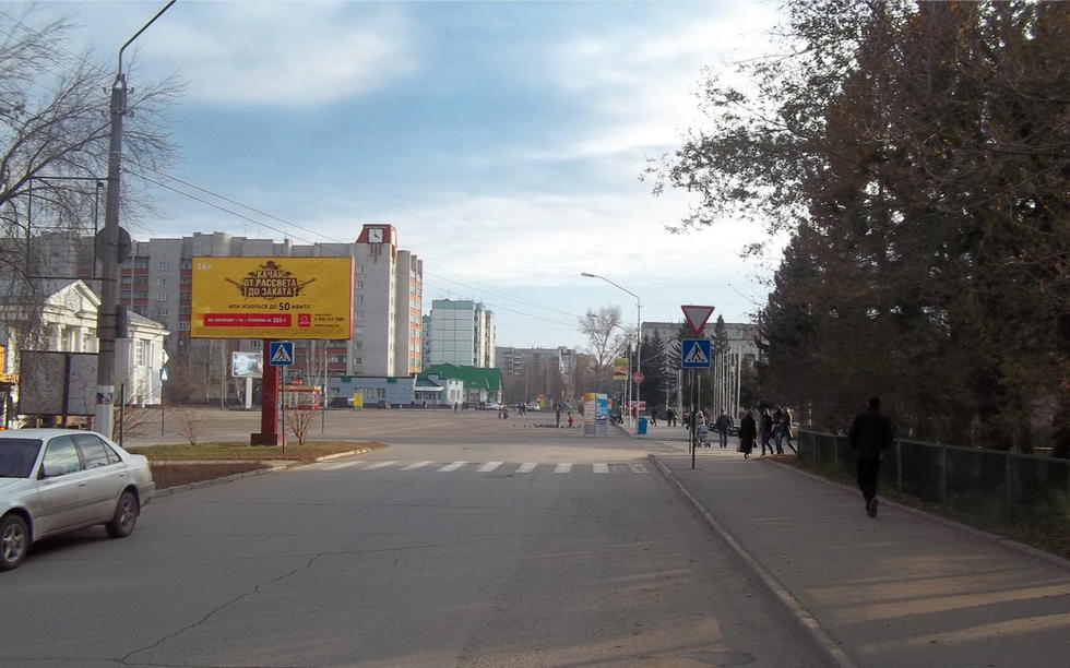 Фотография рекламного носителя, тип: Билборд 3x6, адрес: Гагарина ул., д.2 Х Парковая ул., Новоалтайск, Алтайский край, Россия. Сторона Б №426395