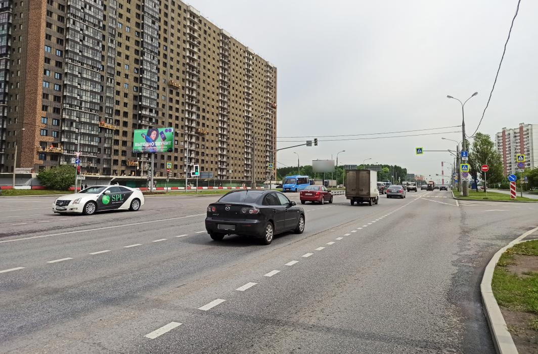 Фотография рекламного носителя, тип: Билборд 3x6, адрес: Боровское ш., д.35, Москва, Россия. Сторона Б №821423