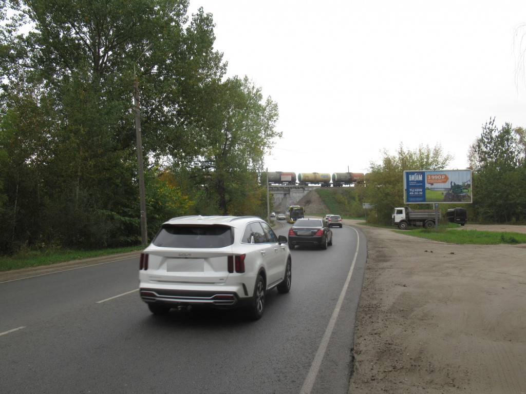 Фотография рекламного носителя, тип: Билборд 3x6, адрес: Шевелюха ул. Х Опекушина ул., Ярославль, Ярославская область, Россия. Сторона A1-A3 №574431