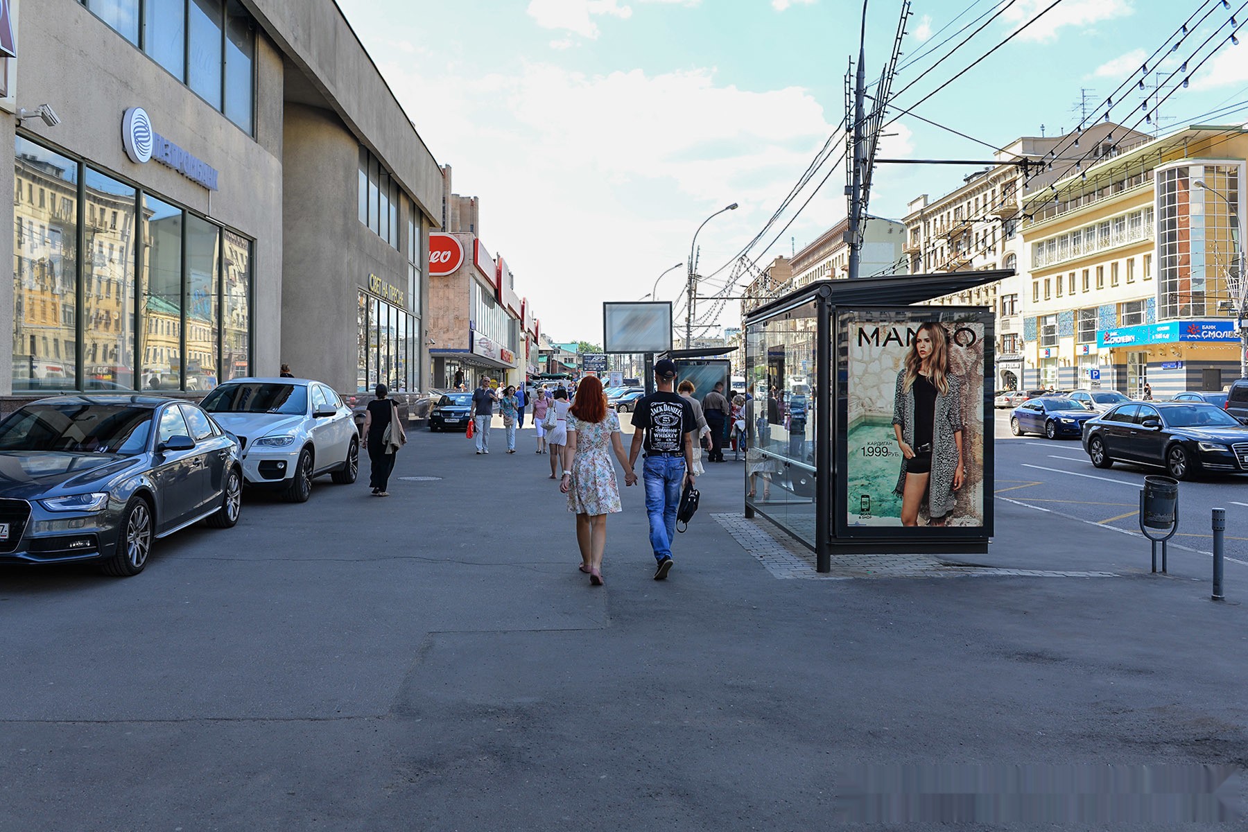 Фотография рекламного носителя, тип: Остановка 1.8x1.2, адрес: Красная Пресня ул., ост. Малая Грузинская ул., поз.3, Москва, Россия. Сторона Б №334783