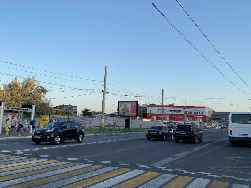 Фотография рекламного носителя, тип: Ситиборд 2.7x3.7, адрес: Ленина пр-т., д.97, Новороссийск, Краснодарский край, Россия. Сторона B1-B5 №1071974