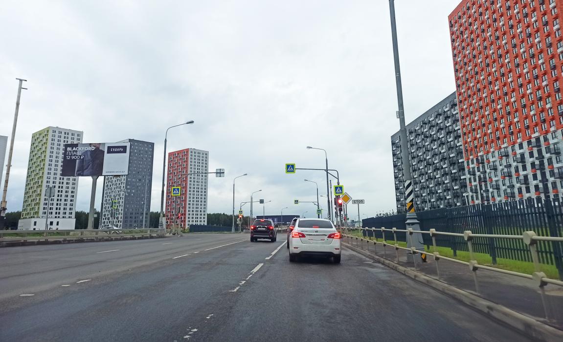 Фотография рекламного носителя, тип: Билборд 3x6, адрес: Саларьево д., Саларьевская ул., ЖК Саларьево Парк, Москва, Россия. Сторона Б1 №821388