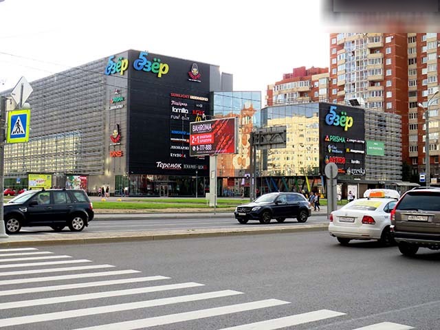 Фотография рекламного носителя, тип: Билборд 3x6, адрес: Комендантский пр-т. Х Долгоозёрная ул., д.14, корп.2, Санкт-Петербург, Россия. Сторона Б №679388