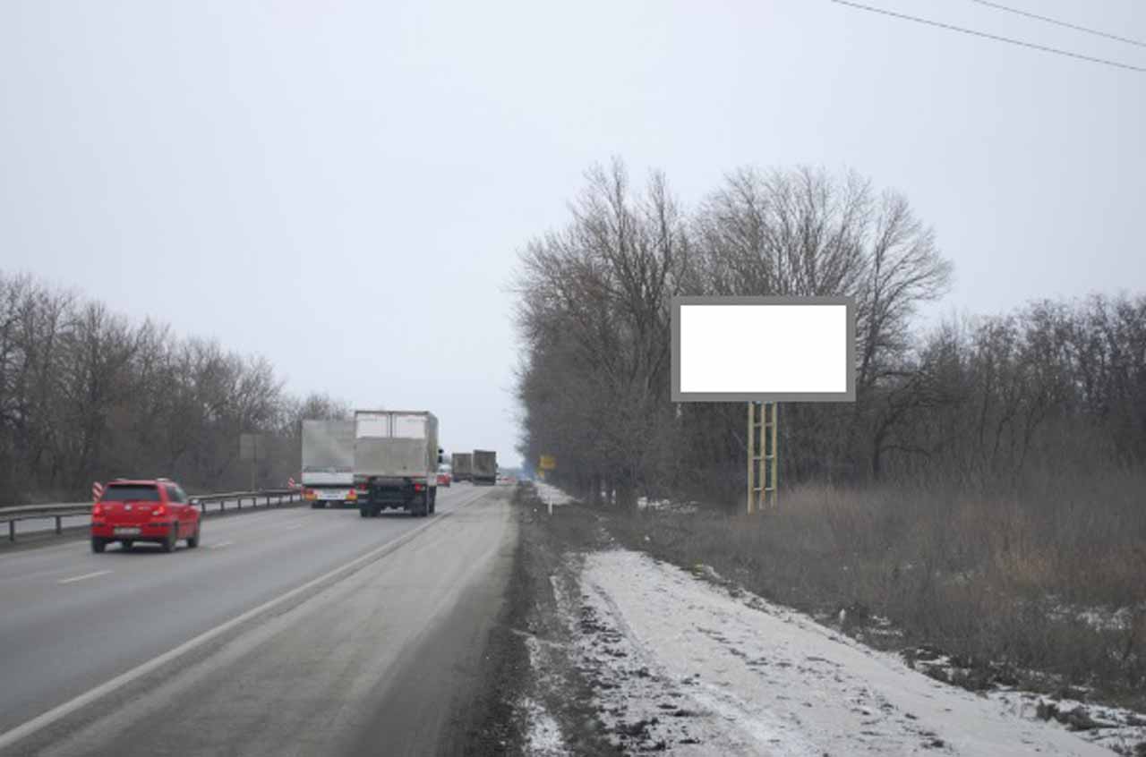 Фотография рекламного носителя, тип: Билборд 3x6, адрес: а/д М-4 1050 570 м., Ростов-на-Дону, Ростовская область, Россия. Сторона А №1093575